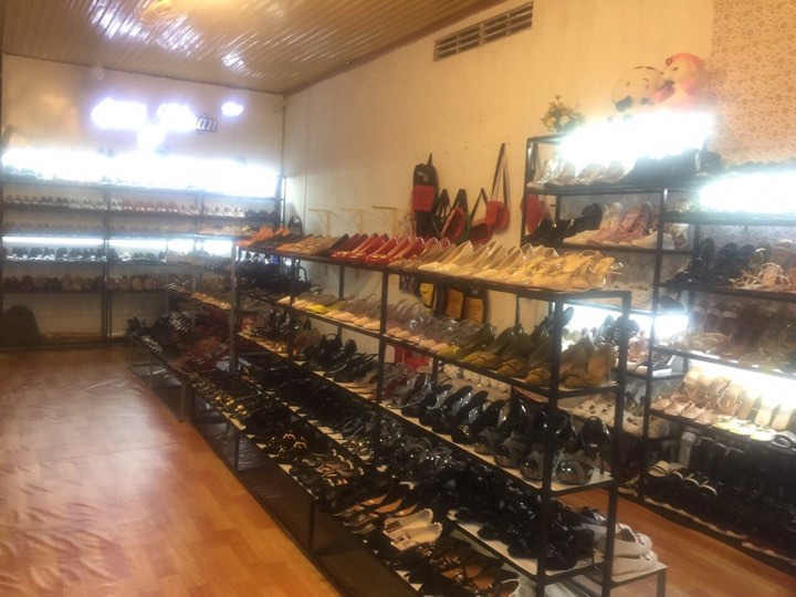 Shop giày dép Sami Thuận | Quần áo - Giày dép
